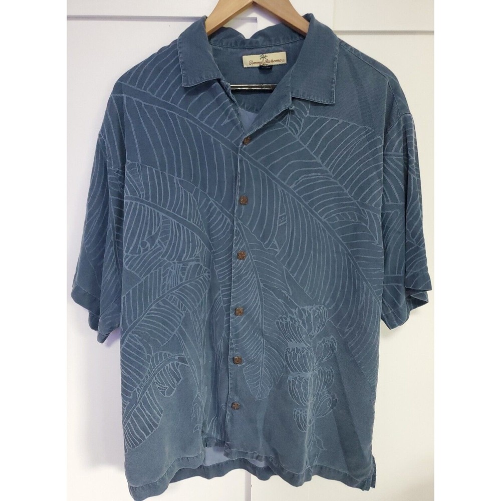 Tommy Bahama Men's Silk Leaf Short Sleeve Button Up Hawaiian Shirt Size Medium